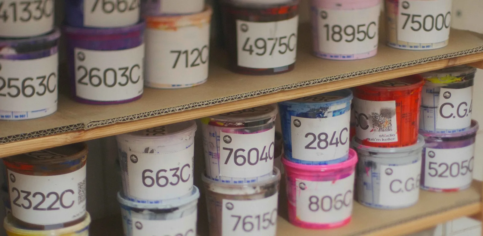 Siebdruck-Farben im Studio