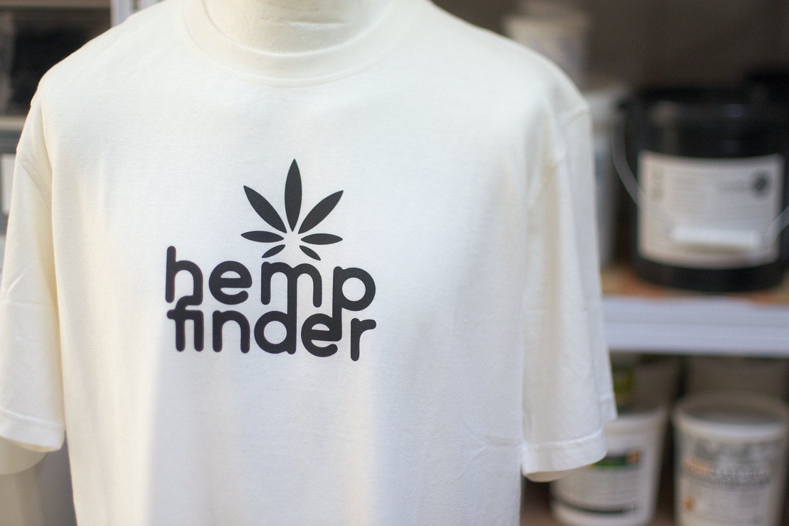 Naturweißes Hanf-Oversized-Shirt von HempAge mit „hemp finder